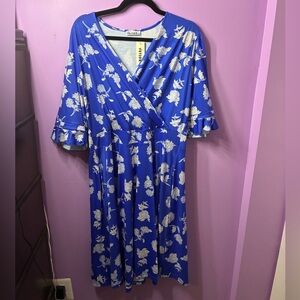 Vince Camuto Blue and White Floral Midi Dress